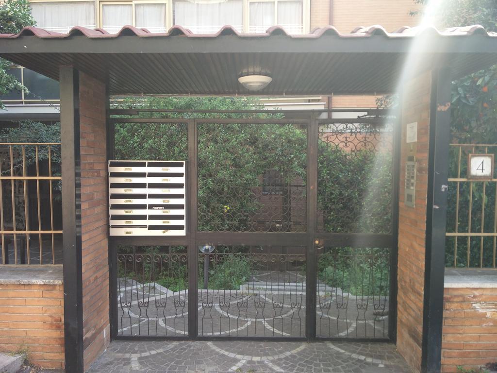 B&B Vatican Doors Рим Екстер'єр фото
